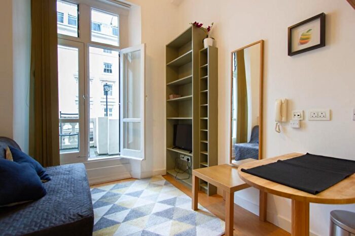 Studio To Rent In Gloucester Street, Pimlico, London, SW1V