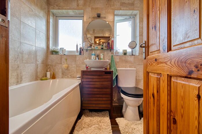 3 Bedroom Terraced House For Sale In Walcot, Swindon, SN3