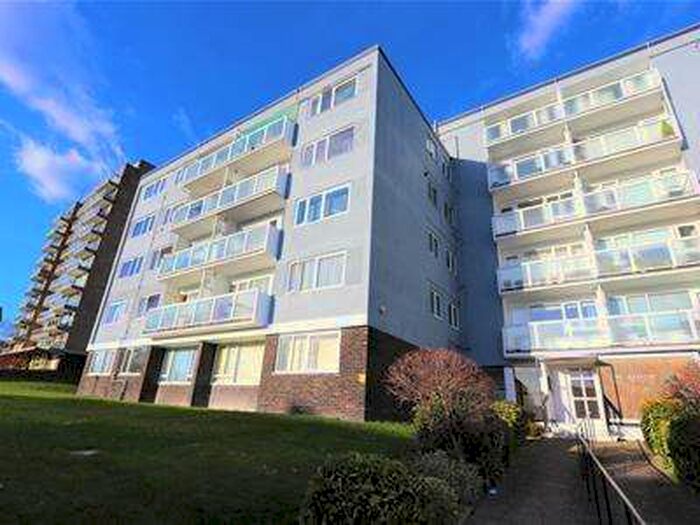 2 Bedroom Apartment To Rent In Upperton Road, Eastbourne, BN21