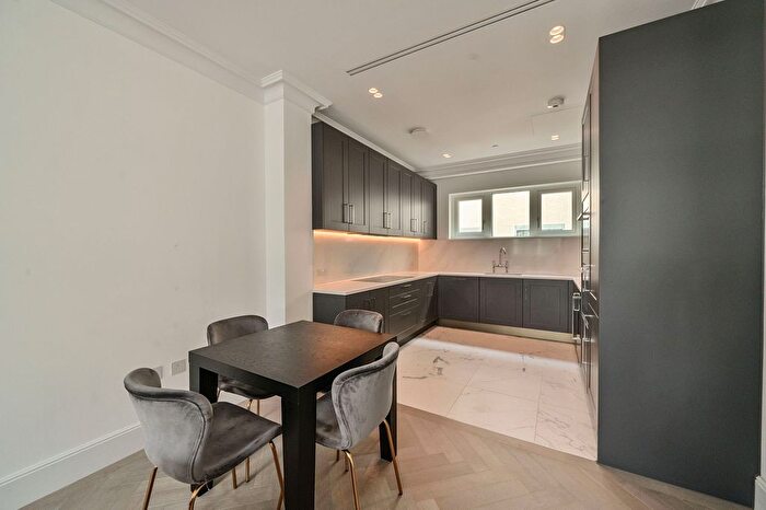 3 Bedroom Flat To Rent In Millbank Residences, Millbank, SW1P