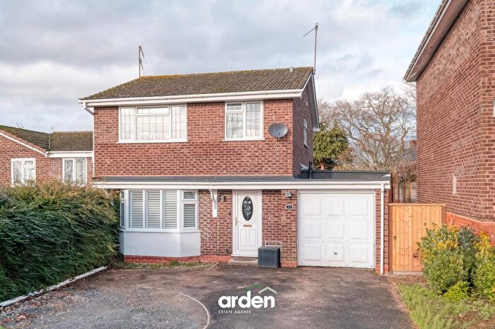 4 Bedroom Detached House For Sale In Yvonne Road, Redditch, B97