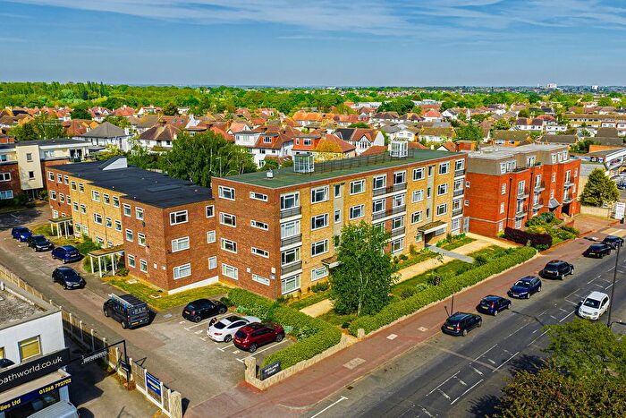 2 Bedroom Flat To Rent In London Road, Leigh-On-Sea, SS9