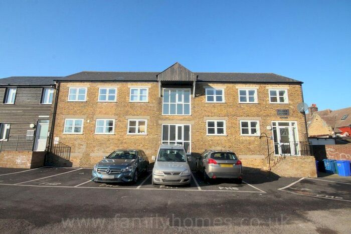 2 Bedroom Flat To Rent In Filmer House, High Street, Sittingbourne, ME10