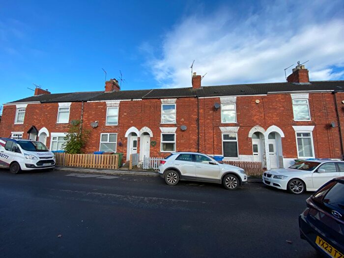 2 Bedroom Terraced House To Rent In Northfield Avenue, Hessle, HU13