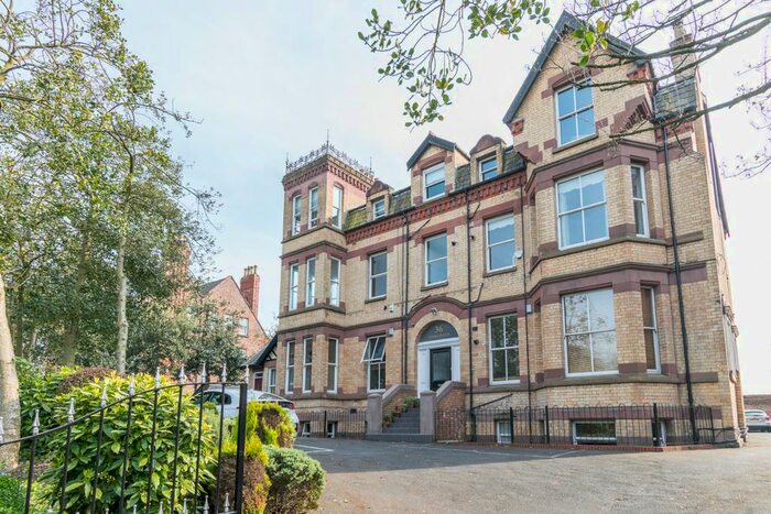3 Bedroom Flat To Rent In Aigburth Drive, Liverpool, L17