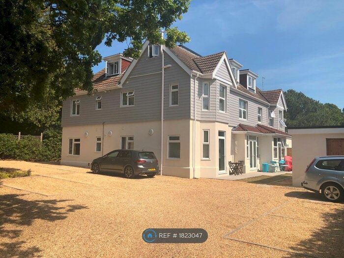 1 Bedroom Flat To Rent In Dudsbury Manor House, West Parley, Ferndown, BH22
