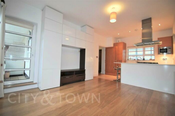 1 Bedroom Apartment To Rent In Leicester Road, London, E11