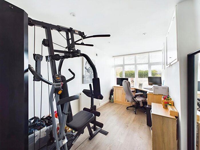 4 Bedroom Detached House For Sale In Peterborough Road, Farcet, PE7