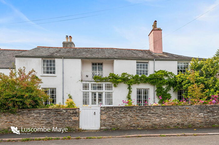 5 Bedroom Semi-Detached House For Sale In Ugborough, South Devon, PL21