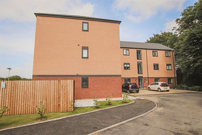 2 Bedroom House To Rent In Farrier Close, Swinton, Manchester, M27