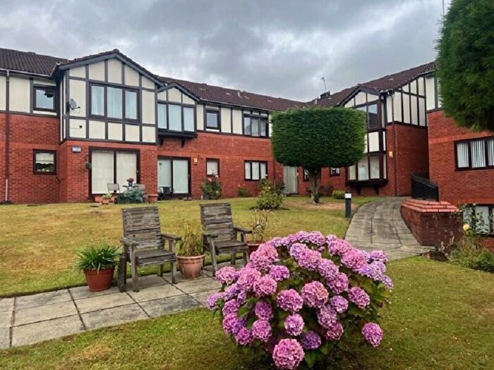 2 Bedroom Flat For Sale In Quarry Street, Liverpool, Merseyside., L25