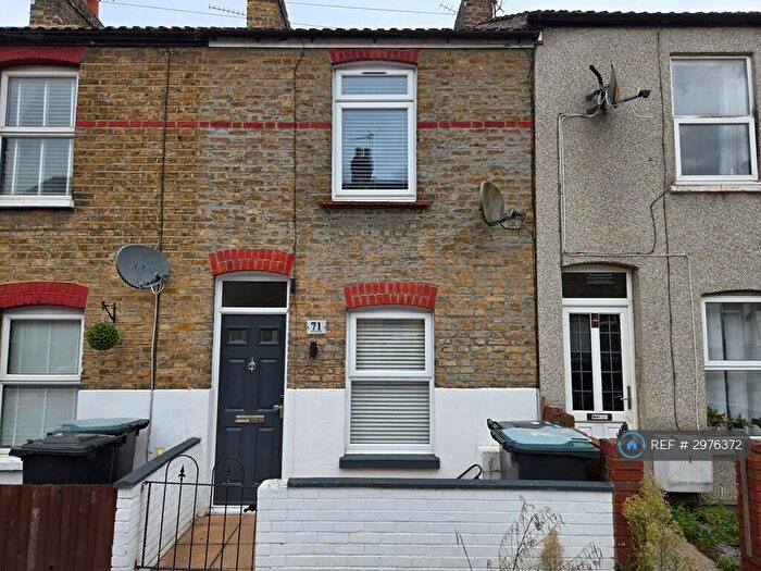 2 Bedroom Terraced House To Rent In Nelson Road, Gravesend, DA11