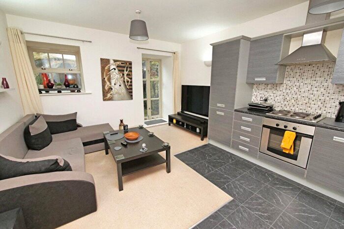 1 Bedroom Apartment For Sale In Woodlands Mill, Steeton, BD20