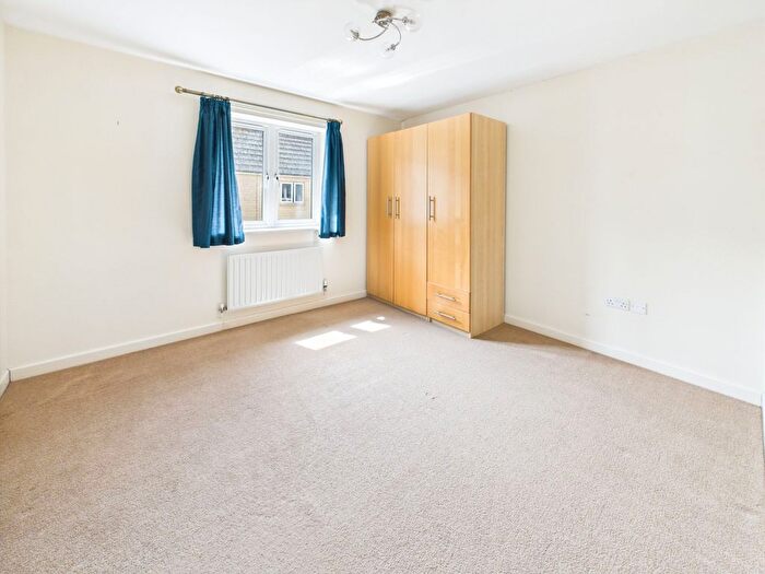 1 Bedroom Flat For Sale In Elm Grove, Milton-Under-Wychwood, Chipping Norton, OX7