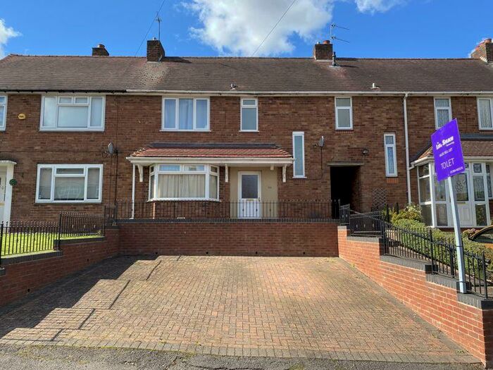 3 Bedroom Semi-Detached House To Rent In Rowan Rise, Kingswinford, DY6