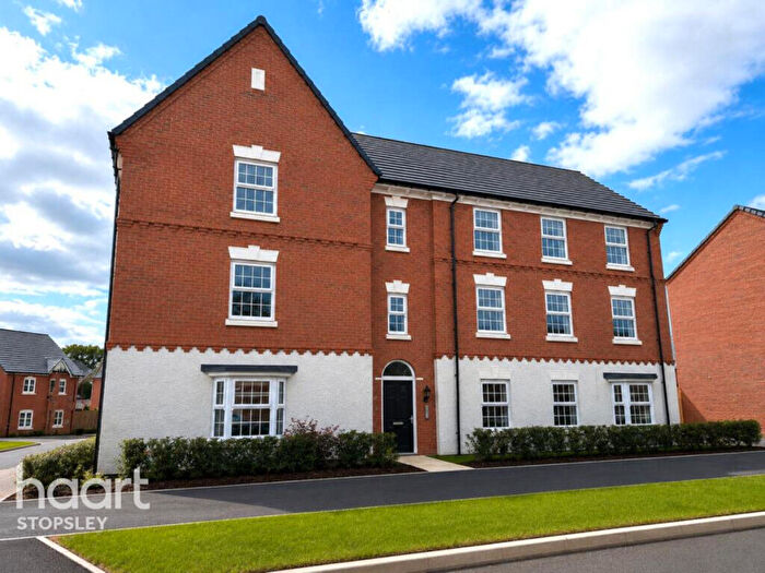 2 Bedroom Apartment For Sale In Biddenham Park, Bedford, MK40