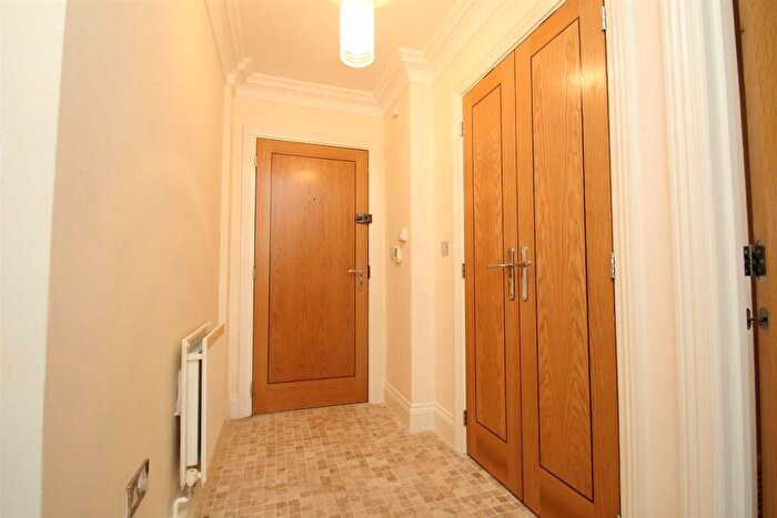 2 Bedroom Flat To Rent In Apt Belgravia House, Brown Street, Altrincham, WA14