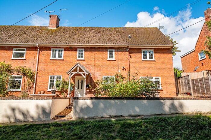 4 Bedroom Semi-Detached House For Sale In Beech Grove, Wherwell, SP11