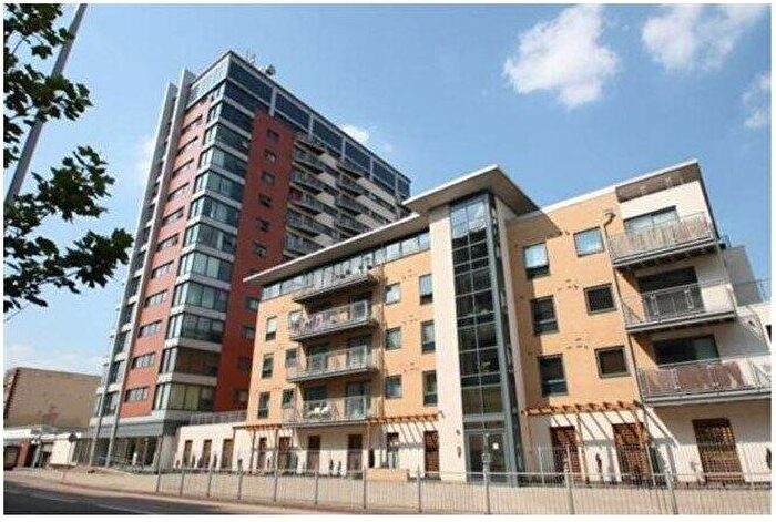 1 Bedroom Flat For Sale In City Gate House, IG2