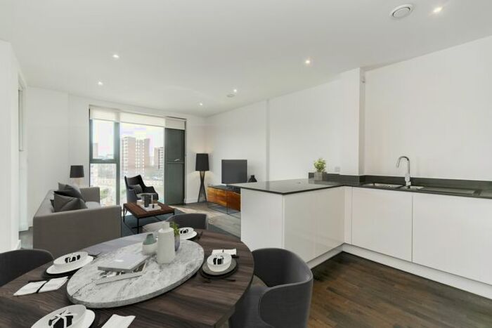 2 Bedroom Flat To Rent In Larkwood Avenue, London SE10