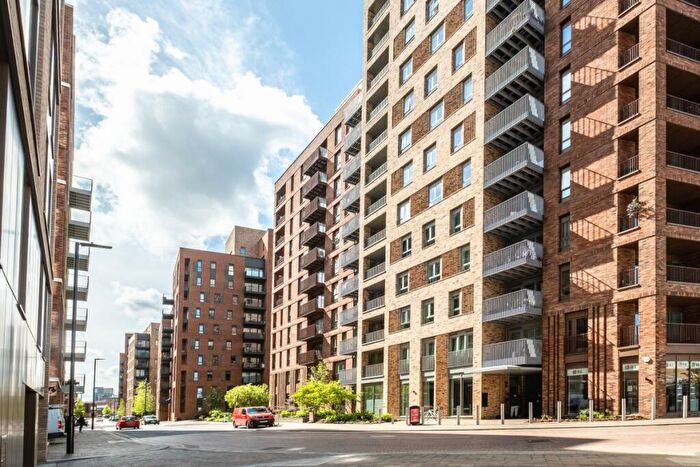 1 Bedroom Apartment To Rent In Mary Neuner Road London, N8