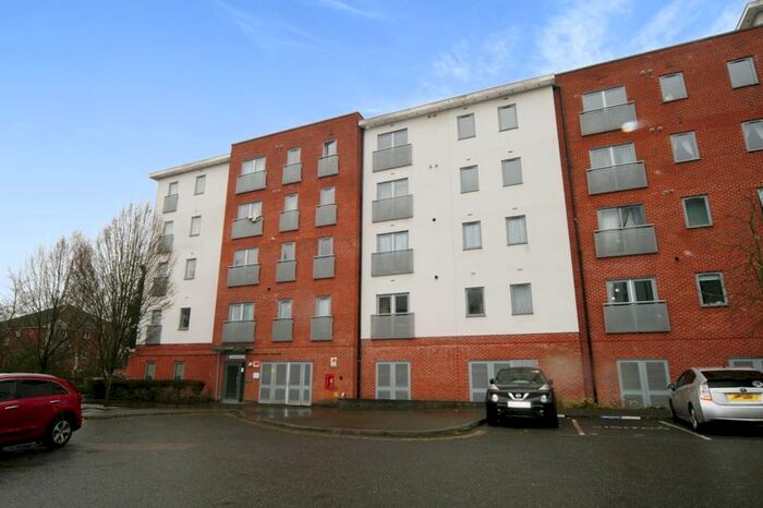 2 Bedroom Flat To Rent In Taywood Road, Northolt, UB5