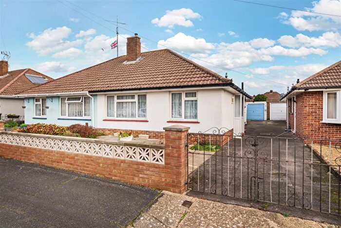 1 Bedroom Semi Detached Bungalow For Sale In Goodwood Road, Gosport, PO12