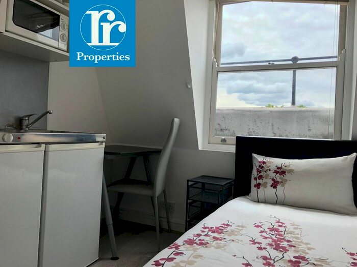 Studio To Rent In Cromwell Road, London, SW7