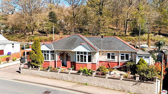 3 Bedroom Detached Bungalow For Sale In Whitecroft Road, Parkend, GL15