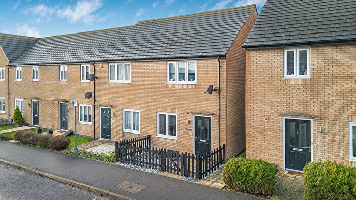 2 Bedroom End Terrace House For Sale In Orchard Terrace, California Road, Huntingdon., PE29