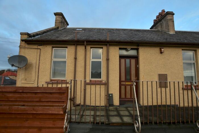 2 Bedroom Flat To Rent In Scoonie Buildings, Leven, KY8