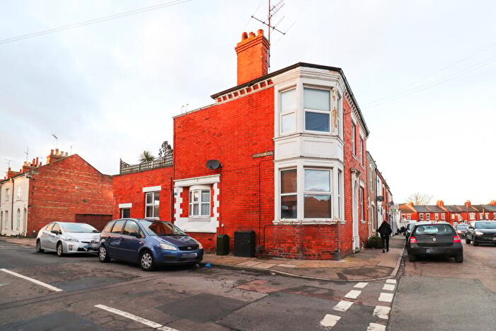 3 Bedroom Apartment For Sale In Stimpson Avenue, Northampton, NN1