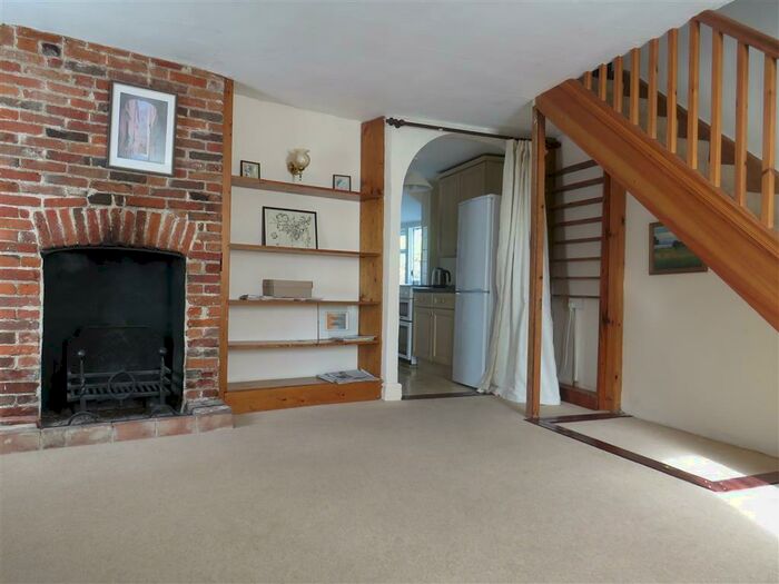 2 Bedroom Character Property To Rent In Gold Street, Saffron Walden, CB10