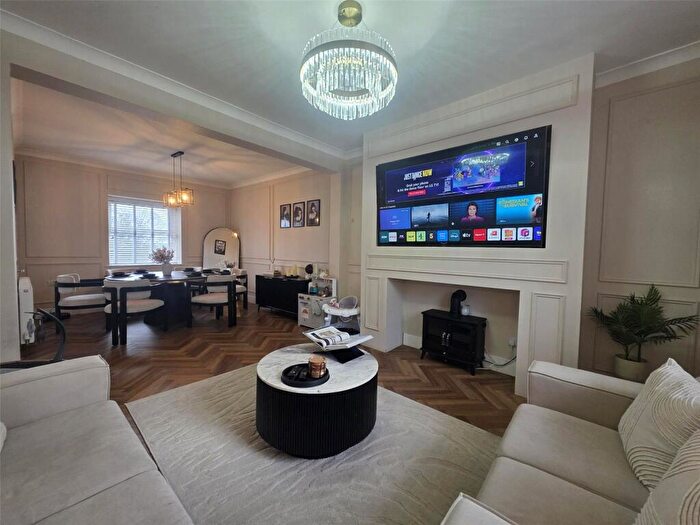 4 Bedroom Semi Detached House For Sale In Prospect Place, Pembroke Dock, Pembrokeshire, SA72