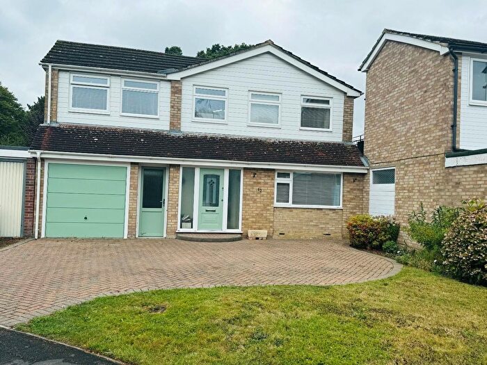 3 Bedroom Semi-Detached House To Rent In The Wick, Hertford, SG14