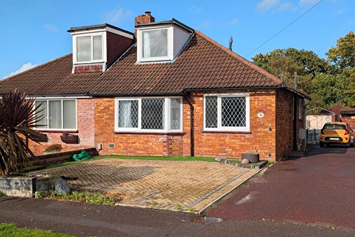 3 Bedroom Semi-Detached Bungalow For Sale In Meadowbank Road, Fareham. Auction Guide Price £, PO15