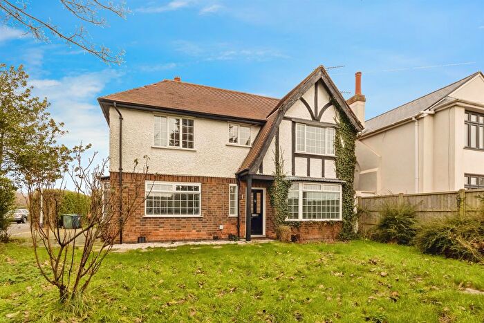 5 Bedroom Detached House For Sale In Melton Road, Tollerton, Nottingham, NG12