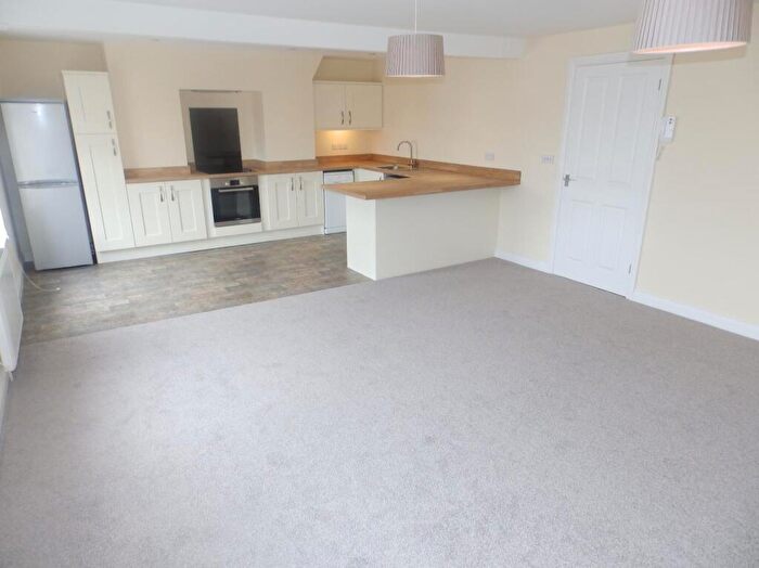 1 Bedroom Flat To Rent In North Street, Ripon, North Yorkshire, HG4