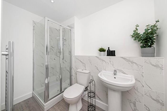 2 Bedroom Apartment To Rent In The Printworks, Bingley Road, Bradford, BD9