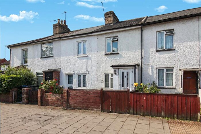 3 Bedroom Terraced House To Rent In Harrow Road, Wembley, HA0