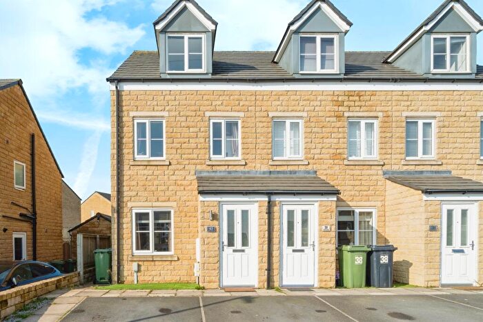 3 Bedroom Semi-Detached House For Sale In Haigh Road, Lindley, Huddersfield, HD3