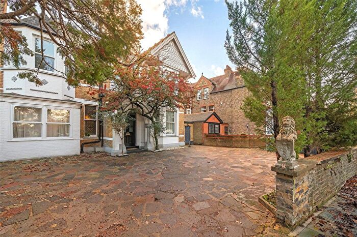 7 Bedroom Detached House To Rent In Leopold Road, London, W5