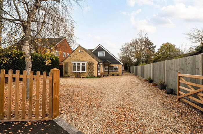 3 Bedroom Bungalow For Sale In Victoria Road, Mortimer Common, Reading, Berkshire, RG7