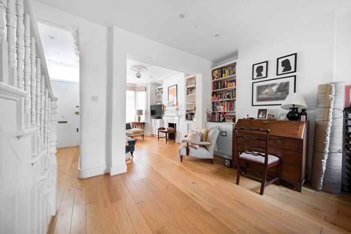 3 Bedroom Terraced House To Rent In Candahar Road, London, SW11
