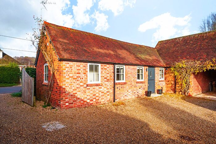 Cottage To Rent In Whitchurch Hill, Reading, Oxfordshire, RG8