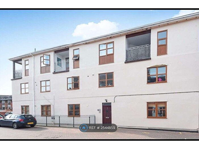 2 Bedroom Flat To Rent In London Street, Reading, RG1
