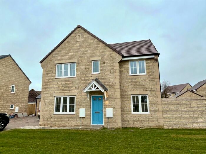 5 Bedroom Detached House For Sale In Farrells Field, Yatton Keynell, Chippenham, SN14