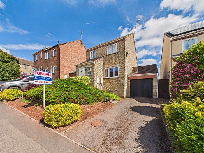 3 Bedroom Detached House For Sale In Dean Meadows, Mitcheldean, GL17