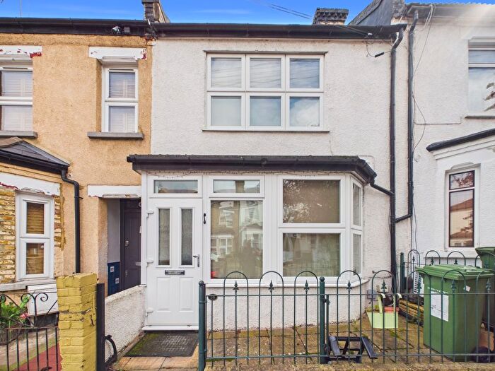 2 Bedroom Terraced House For Sale In Barth Road, London, Greater London, SE18