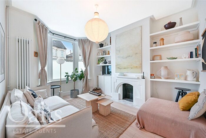 2 Bedroom Detached House For Sale In Crowther Road, South Norwood, SE25